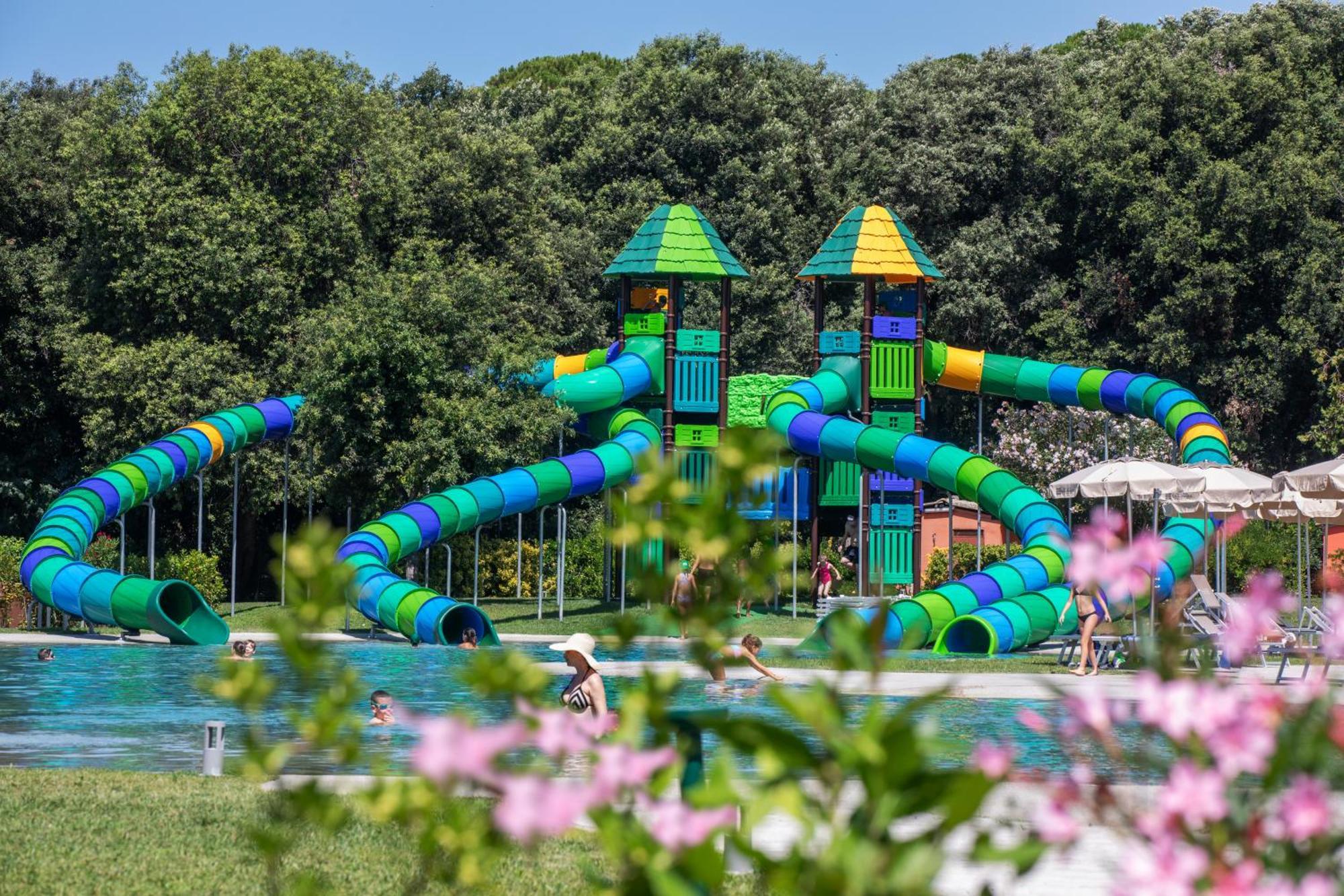 Parco Della Gallinara Lido dei Pini Bagian luar foto